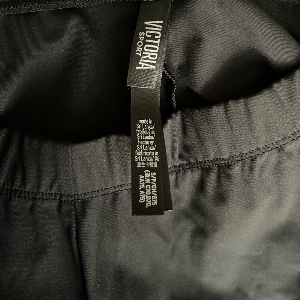 Victoria’s Secret Sport Wide Flare Leg Yoga Pants Small EUC - Picture 2 of 3